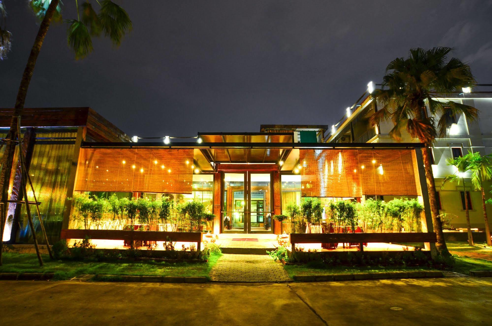 Bamboori Boutique Resort Чиангмай Экстерьер фото